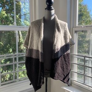 Neutral poncho